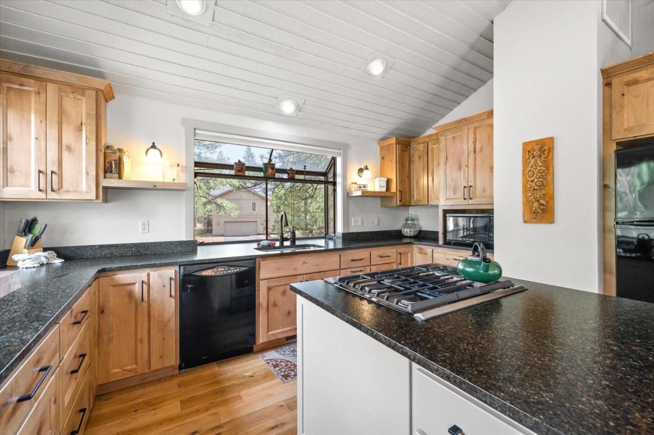 Great Kitchen, Ac, Sharc Access, Hot Tub, Bring Pet! Villa Sunriver Kültér fotó